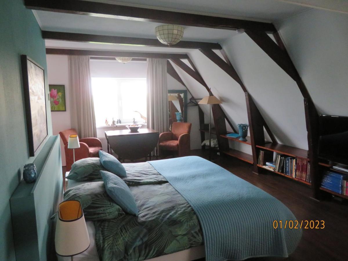 Het Burgemeestershuis Bed & Breakfast Barsingerhorn ภายนอก รูปภาพ